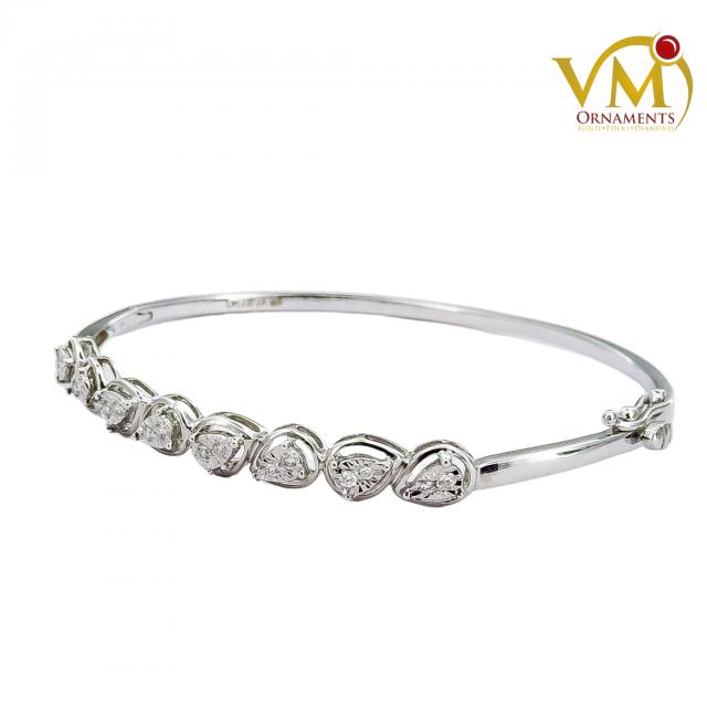  18K White Gold Pear Illusion Diamond Bracelet