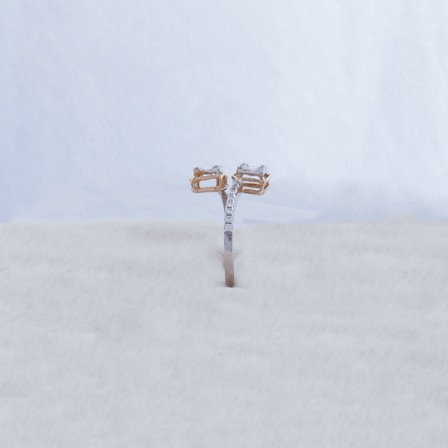 Eternal Symphony – 18K Gold Diamond Ring